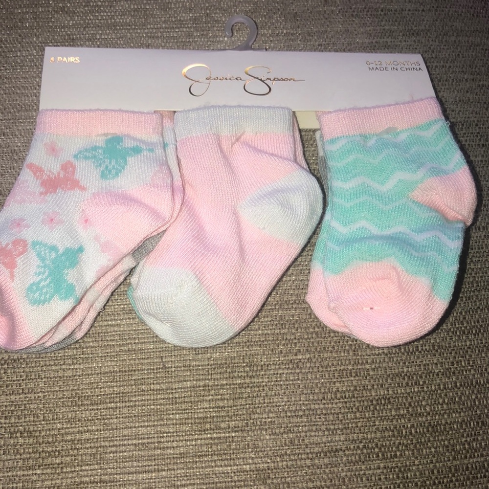 0-12 month baby socks. No offers please